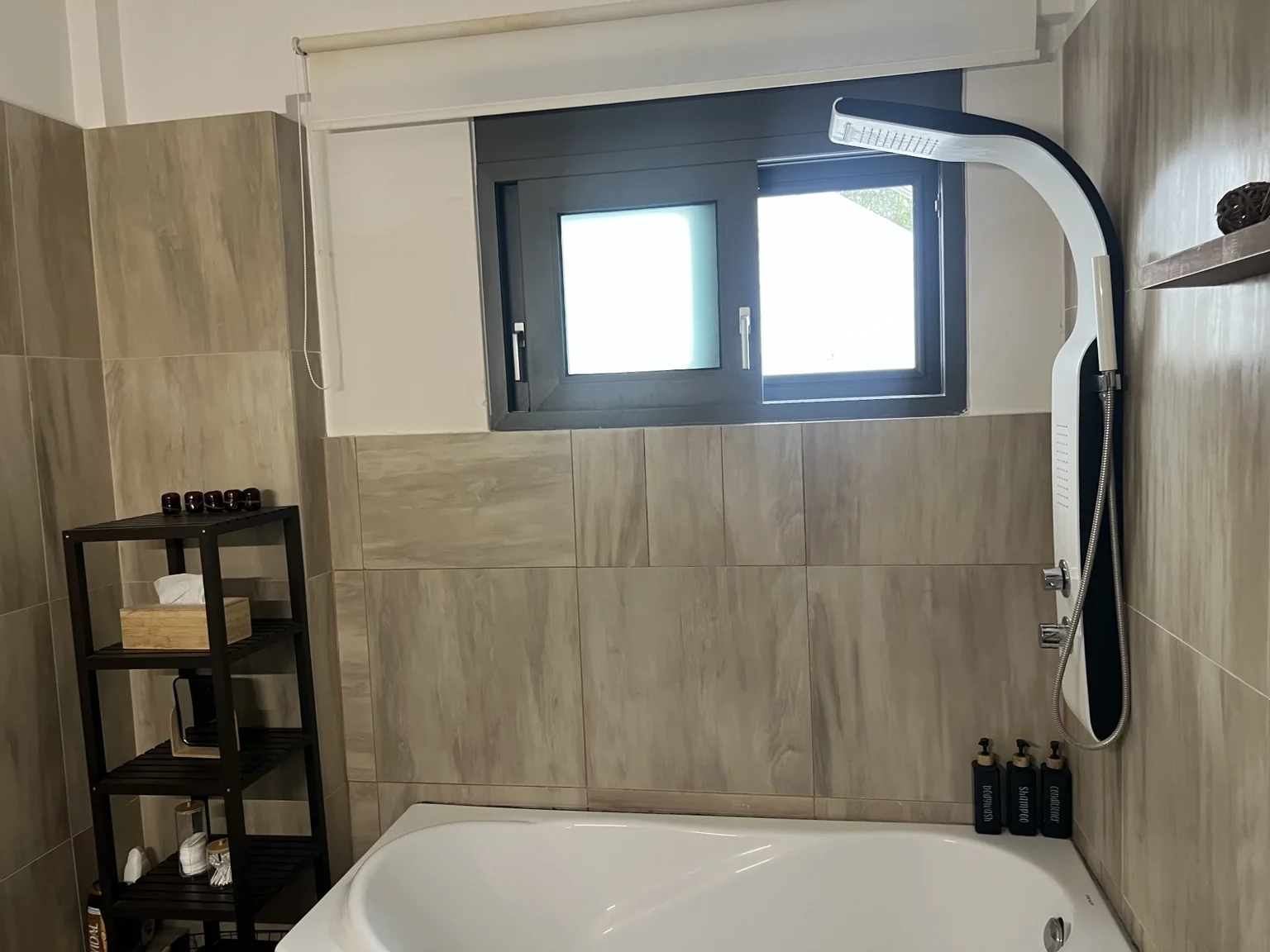 Modern bathroom